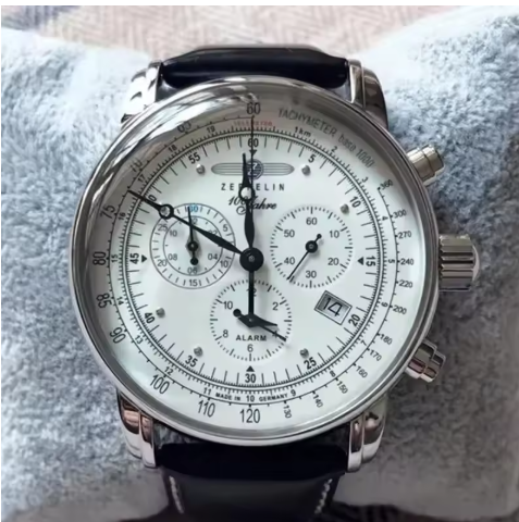 Zeppelin Pilot Watch